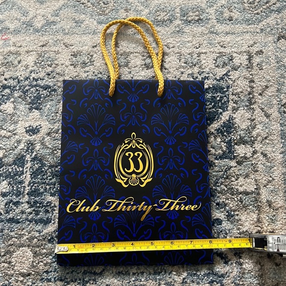 Disneyland Club 33 Gift Bag only - Picture 3 of 3
